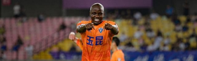 足球直播-越老越生猛谁也挡不住！ 穆谢奎上演冲超帽子戏法