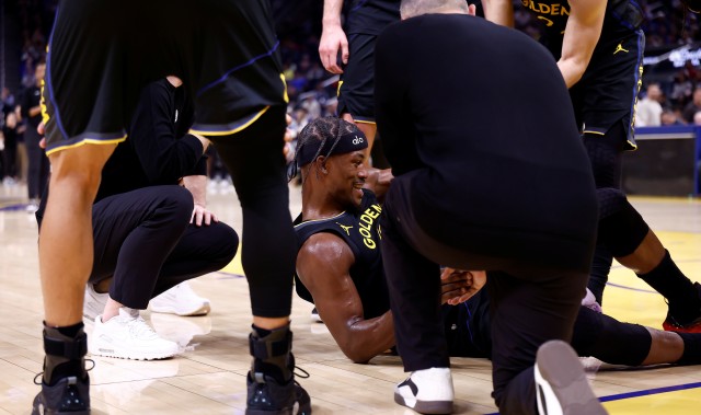 孙悦谈巴特勒赛季报销：黑人骨密度比黄种人大 他定能康复归来