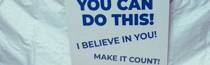 足球直播-奥斯汀首创将为球员提供“愤怒屋”，萨巴拒戴彩虹手串遭外网批评