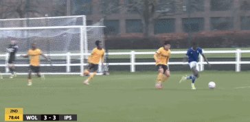 1770510938573004941.gif